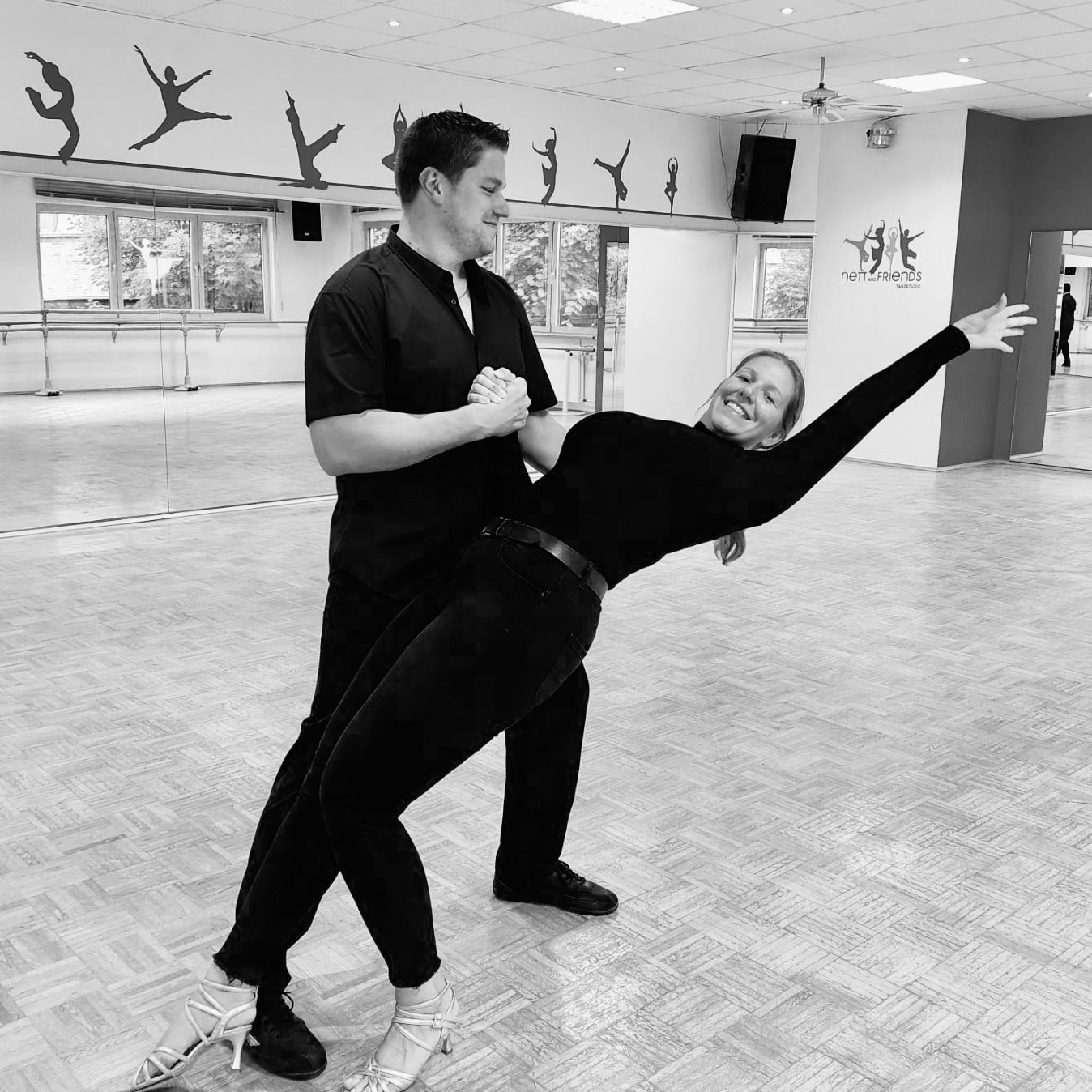 Discofox mit Tanzpaar in unserer Tanzschule in Siegburg